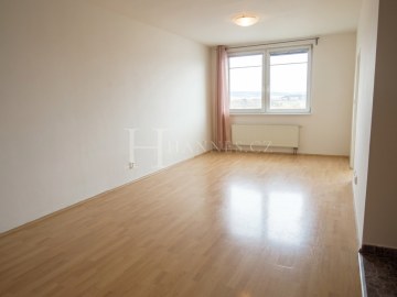3725_8342467810.jpg